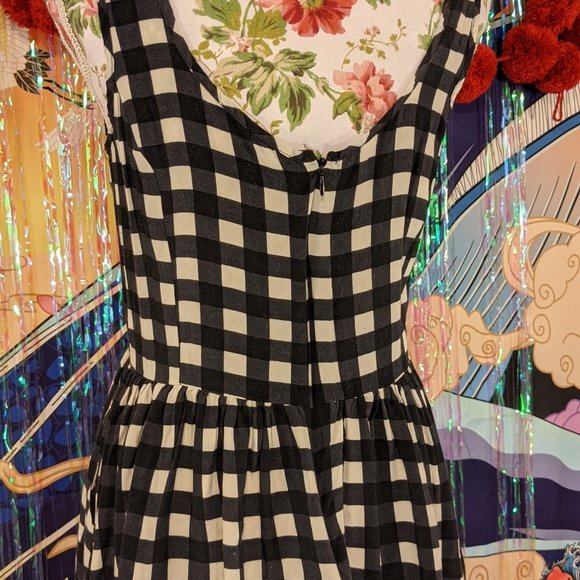 Forever 21 Skater Dress - Size M - Picture 7 of 9